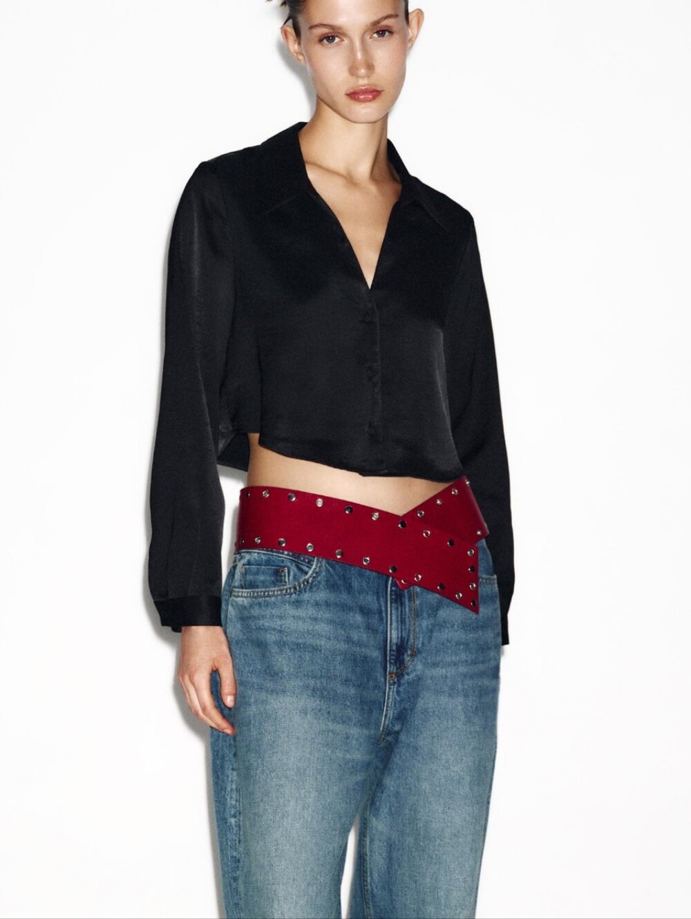 Elevate your look with this stunning cropped satin-effect blouse from Zara. This